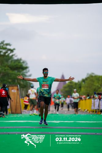 Race photo from Arutmin Borneo Run 2024