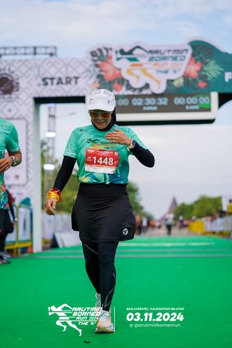 Race photo from Arutmin Borneo Run 2024