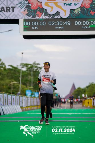 Race photo from Arutmin Borneo Run 2024