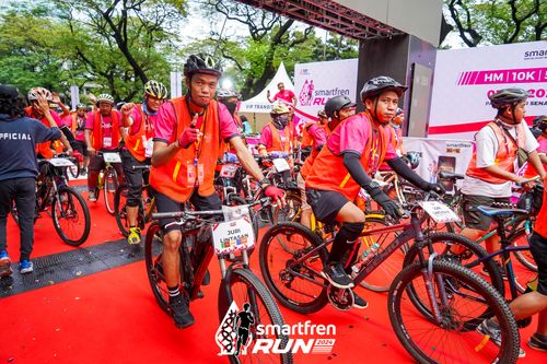 Race photo from Smartfren Run 2024