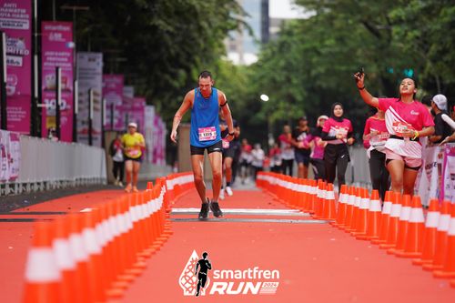 Race photo from Smartfren Run 2024