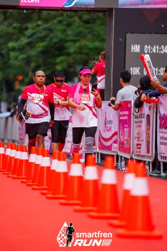 Race photo from Smartfren Run 2024