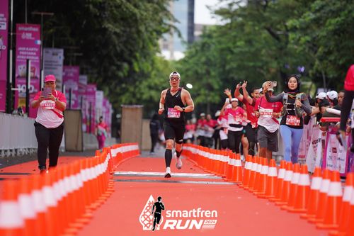 Race photo from Smartfren Run 2024
