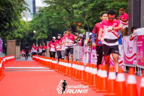 Race photo from Smartfren Run 2024