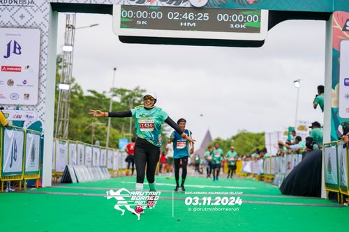 Race photo from Arutmin Borneo Run 2024