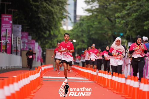 Race photo from Smartfren Run 2024