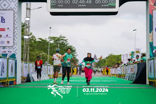 Race photo from Arutmin Borneo Run 2024