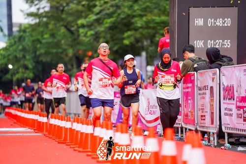Race photo from Smartfren Run 2024