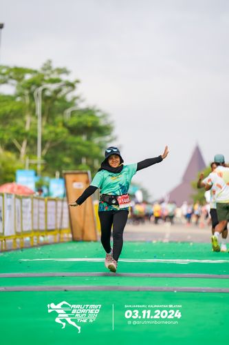 Race photo from Arutmin Borneo Run 2024