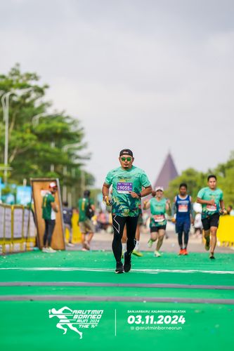 Race photo from Arutmin Borneo Run 2024