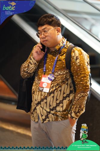 Race photo from Telin Batic 2024 Photo Search