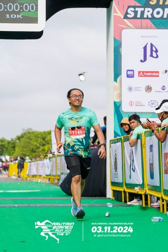 Race photo from Arutmin Borneo Run 2024