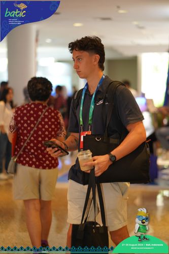 Race photo from Telin Batic 2024 Photo Search