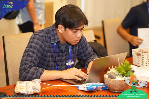 Race photo from Telin Batic 2024 Photo Search