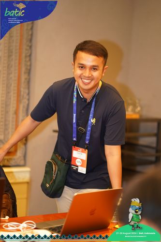 Race photo from Telin Batic 2024 Photo Search
