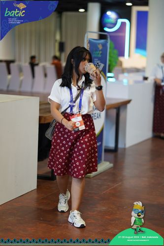 Race photo from Telin Batic 2024 Photo Search