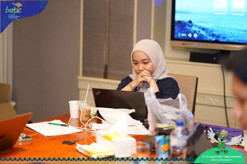 Race photo from Telin Batic 2024 Photo Search