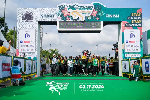Race photo from Arutmin Borneo Run 2024