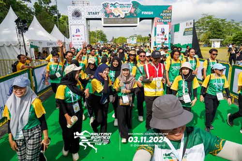 Race photo from Arutmin Borneo Run 2024