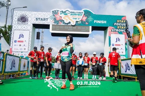 Race photo from Arutmin Borneo Run 2024