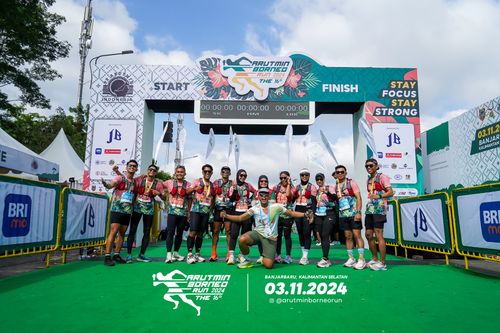 Race photo from Arutmin Borneo Run 2024