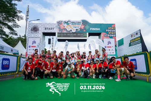 Race photo from Arutmin Borneo Run 2024