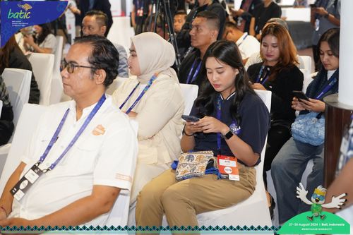 Race photo from Telin Batic 2024 Photo Search