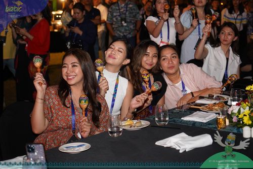 Race photo from Telin Batic 2024 Photo Search