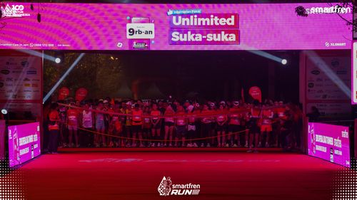 Race photo from Smartfren Run 2025 