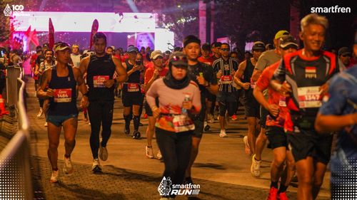 Race photo from Smartfren Run 2025 