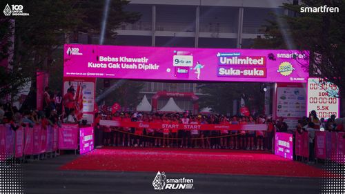 Race photo from Smartfren Run 2025 