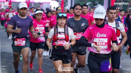 Race photo from Smartfren Run 2025 