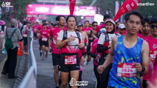 Race photo from Smartfren Run 2025 