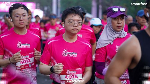 Race photo from Smartfren Run 2025 