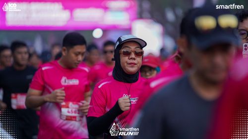 Race photo from Smartfren Run 2025 