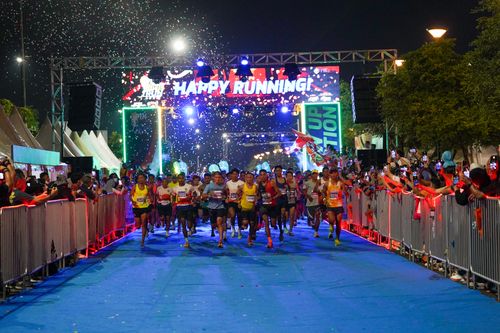 Race photo from PIK NITE RUN 2025