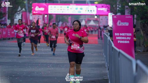 Race photo from Smartfren Run 2025 
