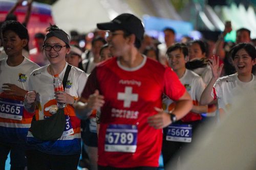 Race photo from PIK NITE RUN 2025