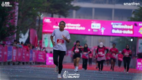 Race photo from Smartfren Run 2025 