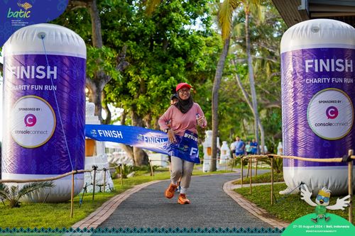 Race photo from Telin Batic 2024 Photo Search