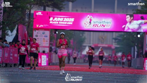Race photo from Smartfren Run 2025 