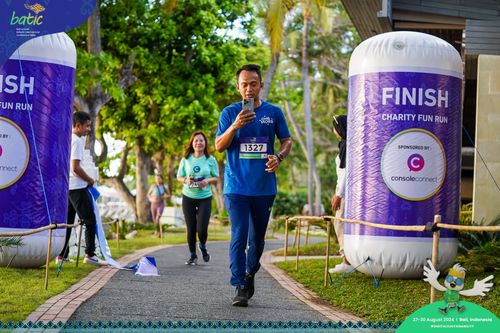 Race photo from Telin Batic 2024 Photo Search