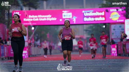 Race photo from Smartfren Run 2025 