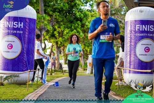 Race photo from Telin Batic 2024 Photo Search
