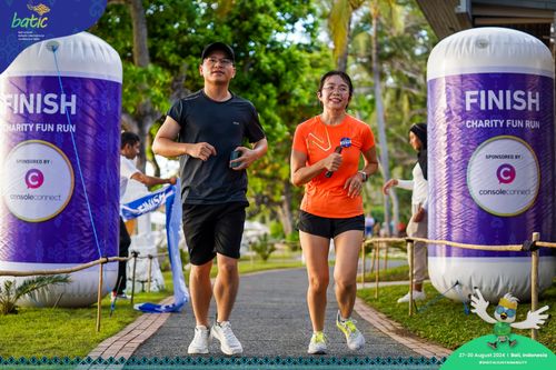 Race photo from Telin Batic 2024 Photo Search