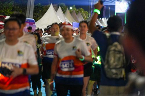 Race photo from PIK NITE RUN 2025
