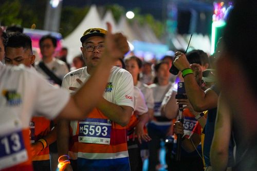 Race photo from PIK NITE RUN 2025