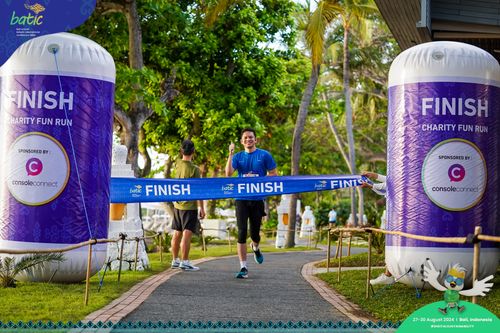 Race photo from Telin Batic 2024 Photo Search