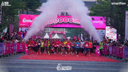 Race photo from Smartfren Run 2025 
