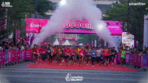Race photo from Smartfren Run 2025 